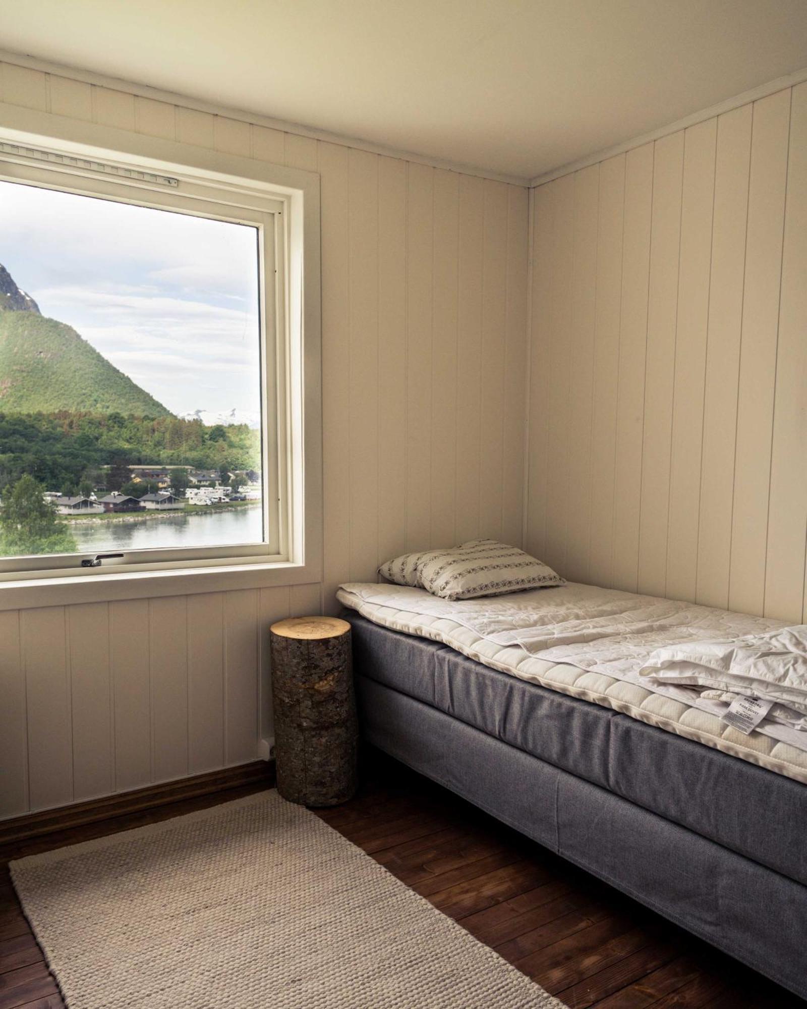 Villa Vertical - Room Skorgedalen Åndalsnes Esterno foto