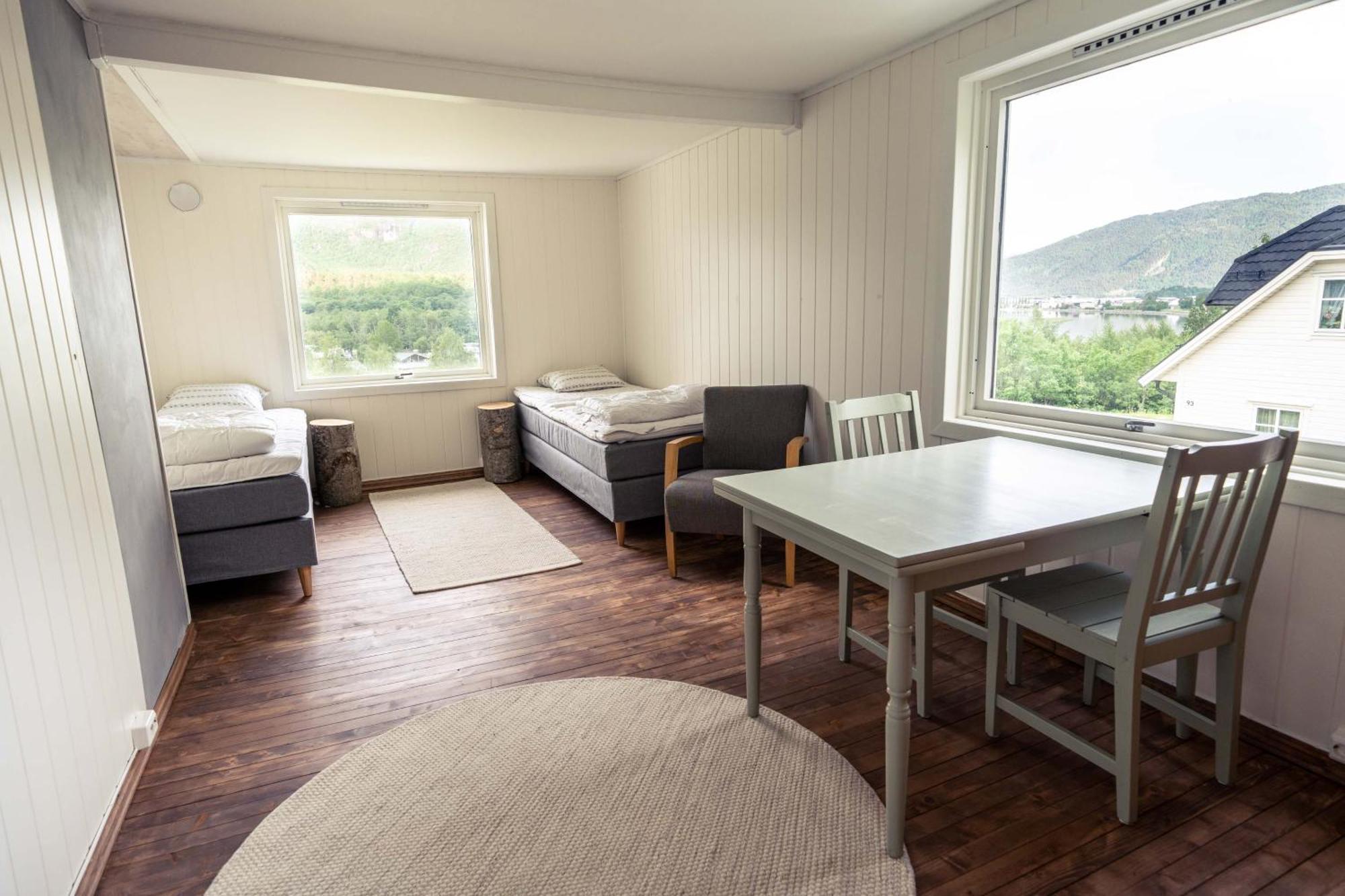Villa Vertical - Room Skorgedalen Åndalsnes Esterno foto